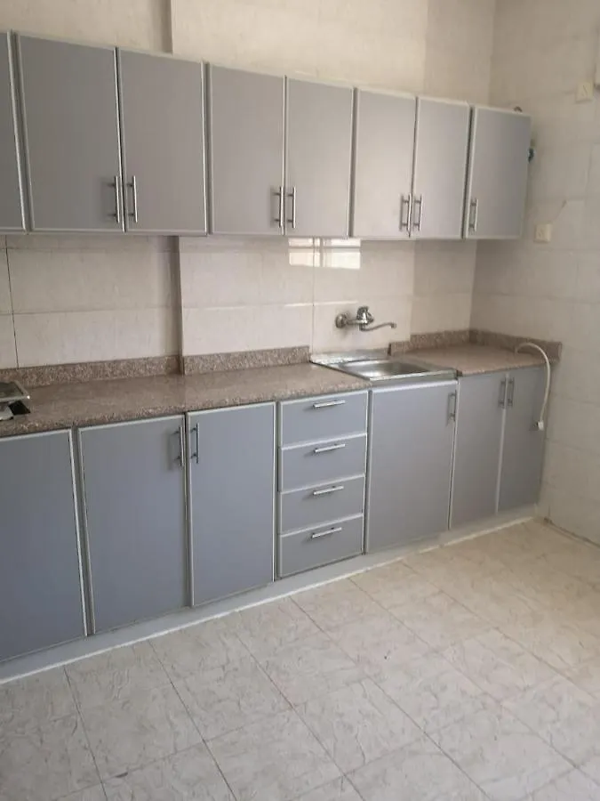 شقة 503 ثلاث غرف نوم 12 سرير وصالة ومطبخ Apartemen